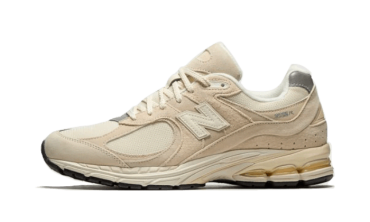 2002R Calm Taupe M2002RCC