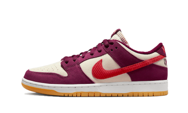 SB Dunk Low Skate Like A Girl Bordeaux DX4589-600